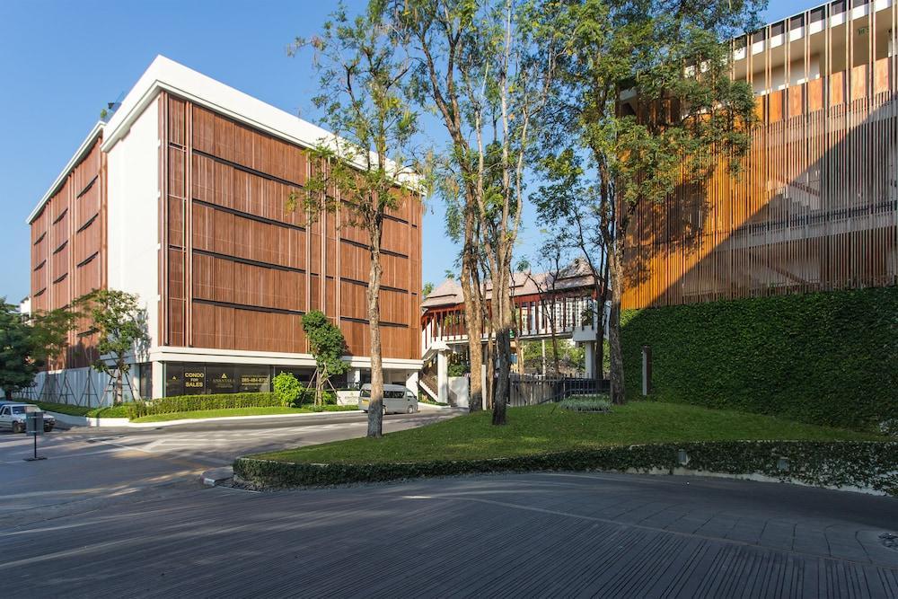Anantara Chiang Mai Serviced Suites Exterior photo