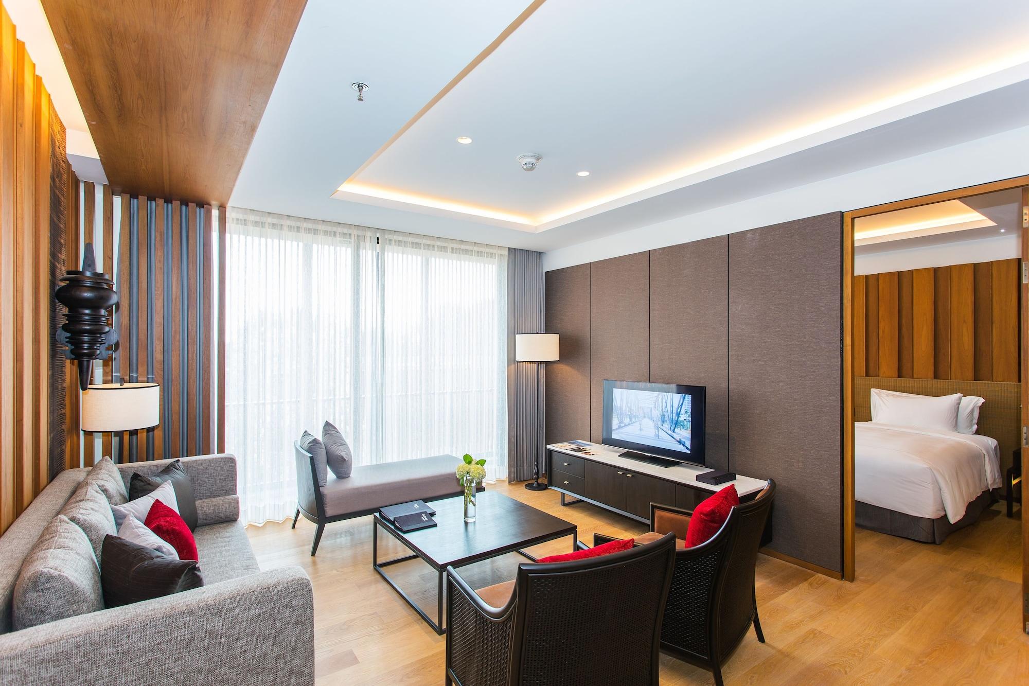 Anantara Chiang Mai Serviced Suites Exterior photo